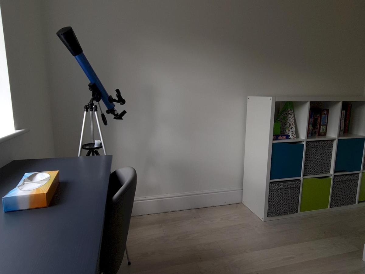 Pass The Keys Well Located Modern 5 Bedroom House Birmingham Exteriör bild